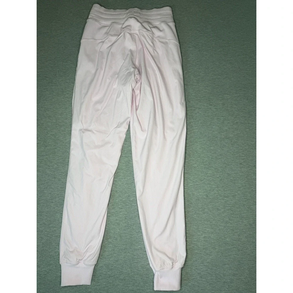 Lululemon Beyond the Studio Jogger Pink Pinstripe Ruched Pants LW5ENPS‎ Size 2